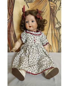 Le village de 58 brocanteurs - Ancienne poupée K & W Nicaput 333/11 – Allemagne – celluloïd – yeux dormeurs – vers 1950