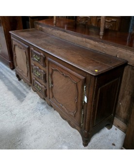 Le village de 58 brocanteurs - Buffet Lorrain en enfilade époque Louis XV en chene