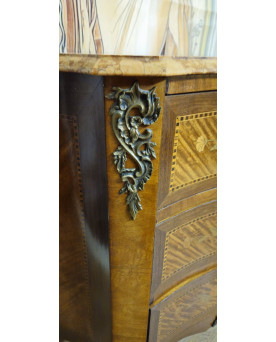 Commode de Dame galbée style Louis XV marquetée avec marbre – XIXᵉ siècle