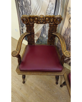 Le village de 58 brocanteurs - Paire de fauteuils anciens sculptés style Renaissance / Louis XIII / XIXeme