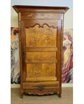 Le village de 58 brocanteurs - Buffet époque Empire en noyer