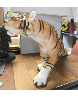 Le village de 58 brocanteurs - Grand tigre en porcelaine ROYAL DUX – Tchécoslovaquie - Art Déco 1930 - marque au triangle