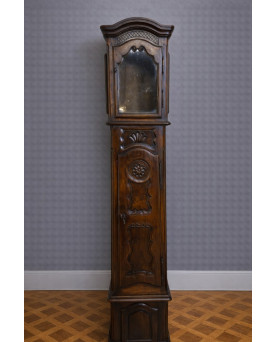 Le village de 58 brocanteurs - Horloge de parquet / gaine ancienne – époque Louis XV – noyer massif – XVIIIᵉ siècle