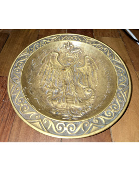 Le village de 58 brocanteurs - Vide poche en bronze, signé M. Le Verrier, avec inscription BRONZE sous la base