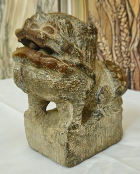 Le village de 58 brocanteurs - Sculpture asiatique Chien de fo / en pierre sculptée / Chine fin XIXeme