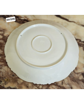 Le village de 58 brocanteurs - Grand plat décoratif en porcelaine à décor de fruits – signé Dumontel