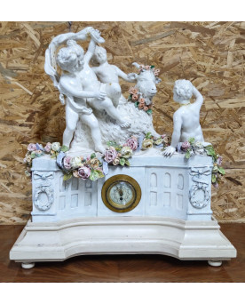 Le village de 58 brocanteurs - Buffet époque Empire en noyer