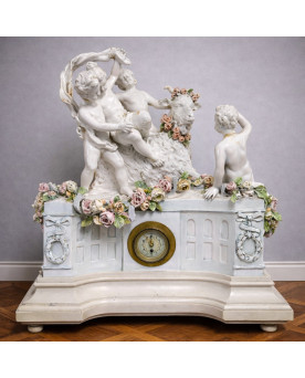 Le village de 58 brocanteurs - Buffet époque Empire en noyer