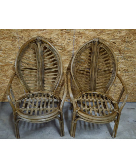 Le village de 58 brocanteurs - Paire d'importants fauteuils vintage en rotin à motif de feuilles tropicales rotin / osier