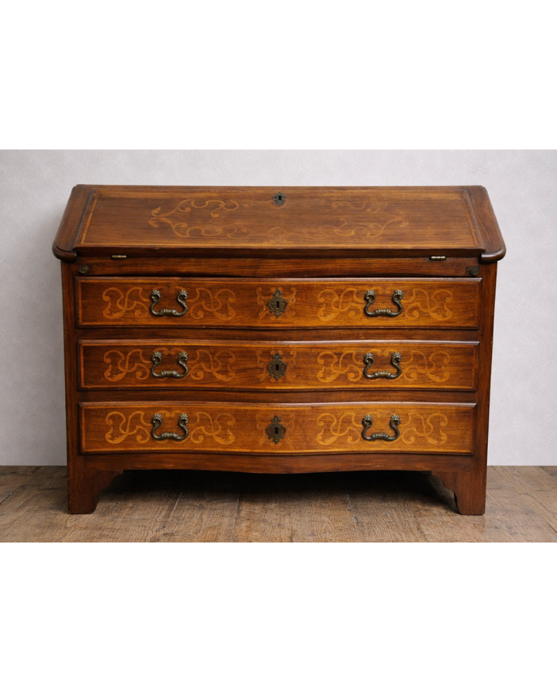 Le village de 58 brocanteurs - Commode scriban Piémontaise galbée en marqueterie