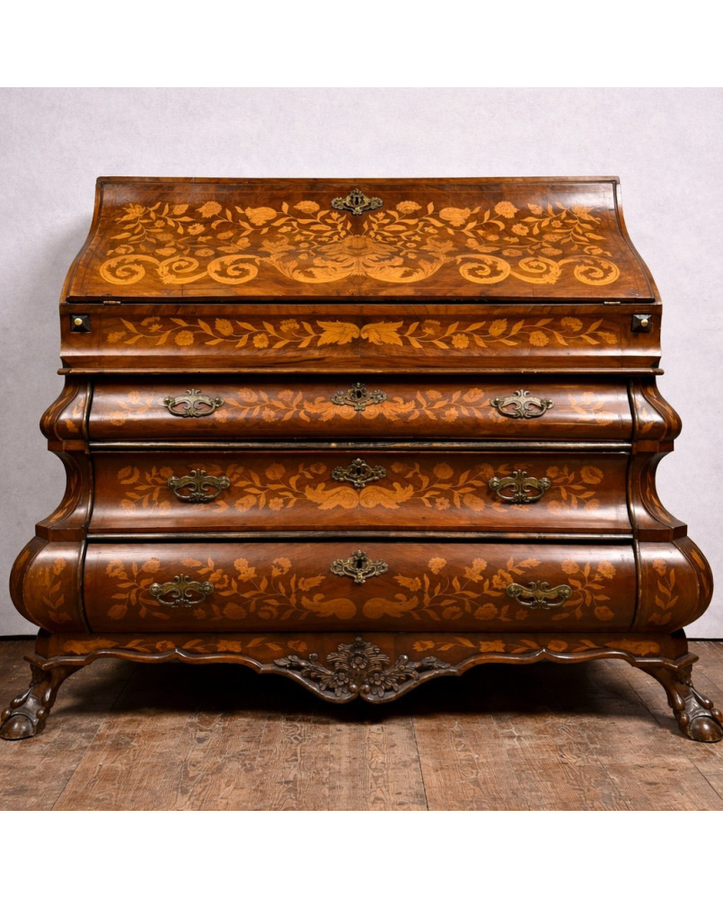 Le village de 58 brocanteurs - Buffet époque Empire en noyer