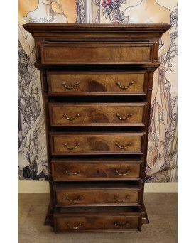 Le village de 58 brocanteurs - Semainier / chiffonnier en noyer massif, époque Napoléon III