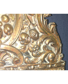 Le village de 58 brocanteurs - Miroir ancien en cuivre repoussé doré – époque Napoléon III