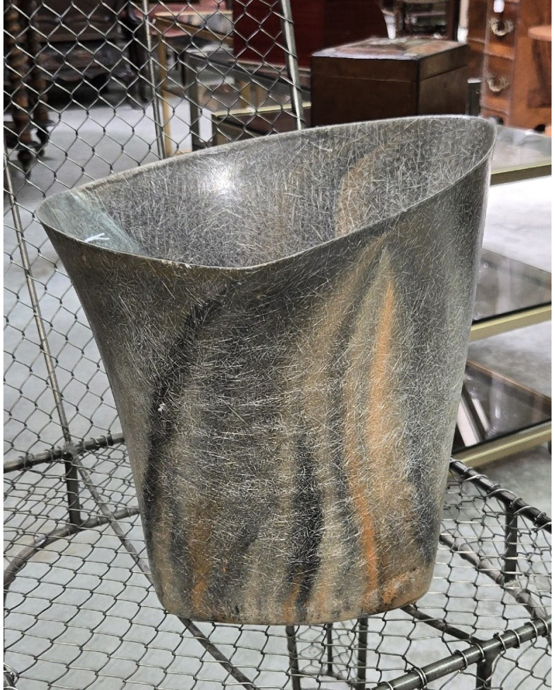 Le village de 58 brocanteurs - Corbeille de bureau Design en fibre de verre