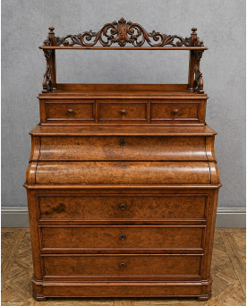 Le village de 58 brocanteurs - Commode Secrétaire en noyer avec étagère sculptée – époque Louis Philippe