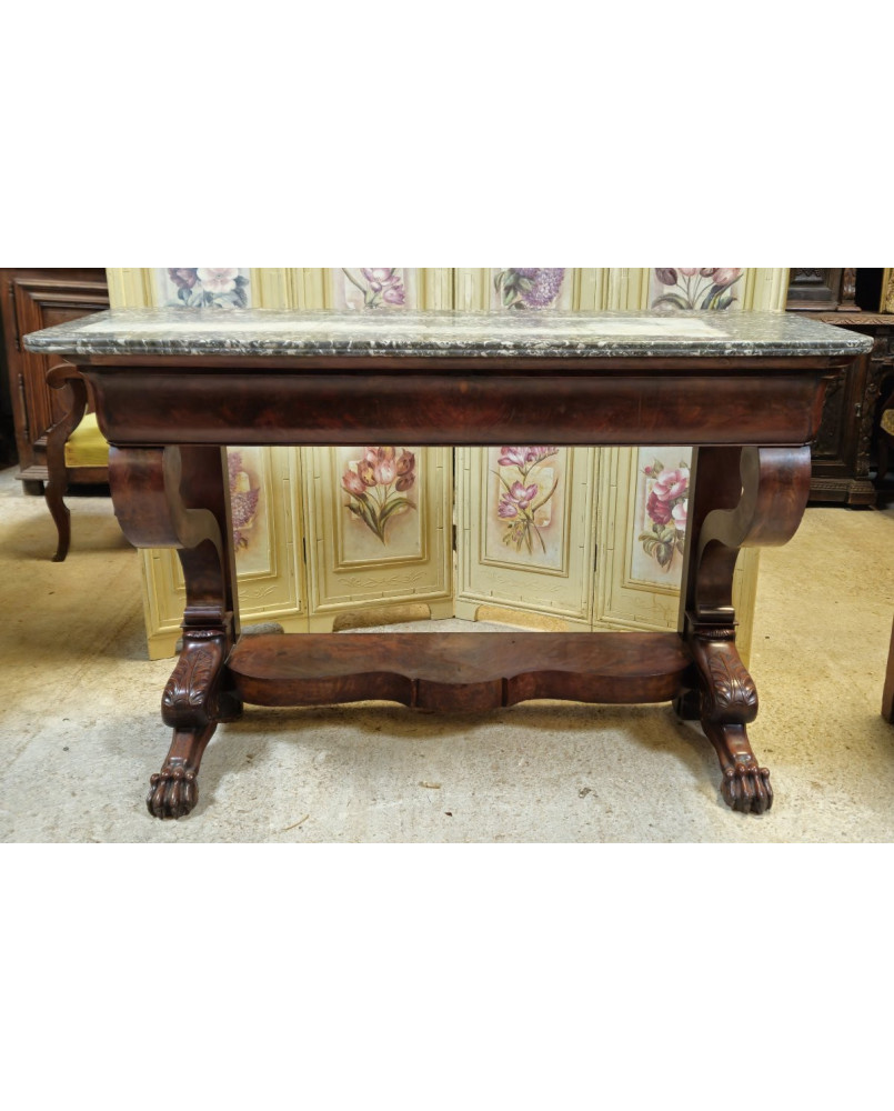 Le village de 58 brocanteurs - Console d’époque Empire Restauration en acajou, pieds griffes