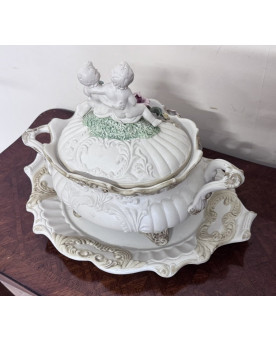 Le village de 58 brocanteurs - Buffet époque Empire en noyer