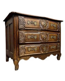 Le village de 58 brocanteurs - Importante commode Lyonnaise galbée époque Louis XV en noyer