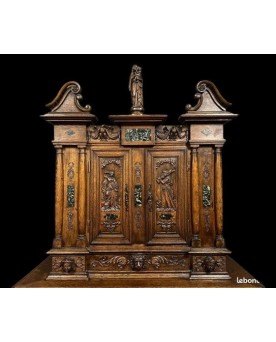 Le village de 58 brocanteurs - Attribué à La Maison Ribaillier : Cabinet Bellifontain en chêne et marbre
