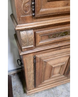 Le village de 58 brocanteurs - Important buffet style Renaissance en noyer