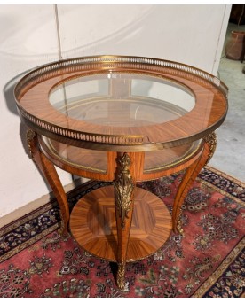 Le village de 58 brocanteurs - Table vitrine style Louis XV en bois de rose et bois de violette