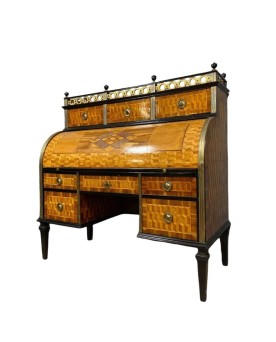 Le village de 58 brocanteurs - Important Bureau a Cylindre époque Louis XVI en marquéterie