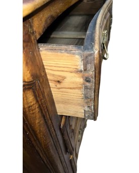 Le village de 58 brocanteurs -  Vitrine Venitienne en bois peint