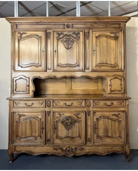 Le village de 58 brocanteurs - Asie XVIIIème : coffre en bois sculpté