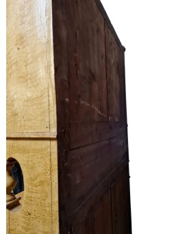 Le village de 58 brocanteurs - Asie XVIIIème : coffre en bois sculpté