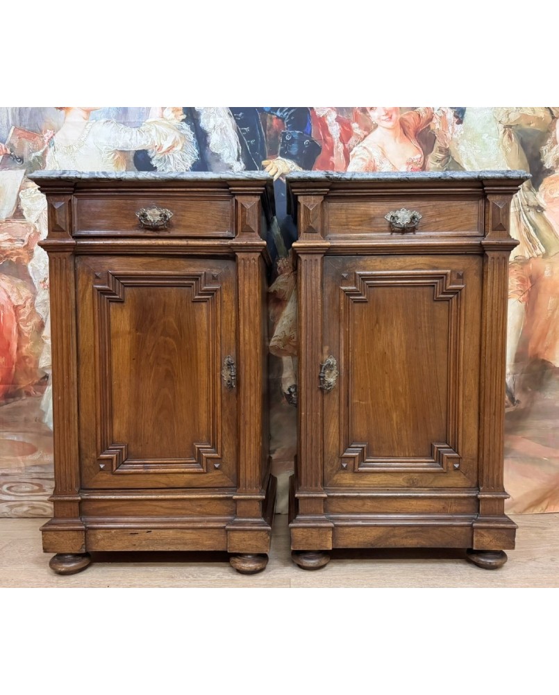 Le village de 58 brocanteurs - Paire de chevets époque Napoléon III en noyer