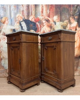 Le village de 58 brocanteurs - Paire de chevets époque Napoléon III en noyer
