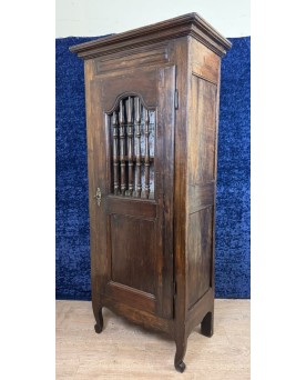 Le village de 58 brocanteurs -  Bonnetière époque Louis XV En Chêne Massif Vers 1750