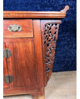 Le village de 58 brocanteurs - Asie Début XXème : Buffet En Enfilade En Bois Exotique Laqué