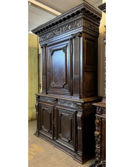 Le village de 58 brocanteurs -  Important Cabinet Style Renaissance En Noyer