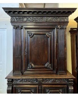 Le village de 58 brocanteurs -  Important Cabinet Style Renaissance En Noyer
