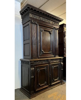 Le village de 58 brocanteurs -  Important Cabinet Style Renaissance En Noyer