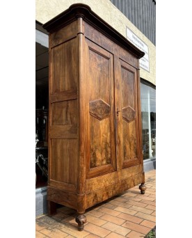 Le village de 58 brocanteurs -  Vitrine Venitienne en bois peint