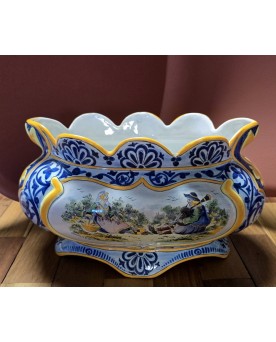 Le village de 58 brocanteurs -  Henriot Quimper : grande jardiniére en faience peinte
