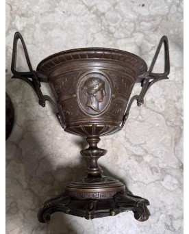 Le village de 58 brocanteurs -  Paire de cassolettes en bronze époque XIXeme