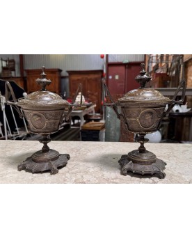 Le village de 58 brocanteurs -  Secrétaire époque Empire en noyer
