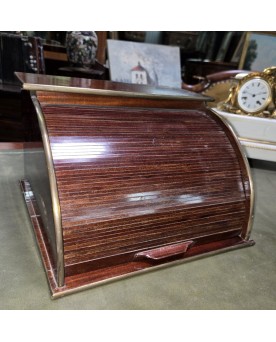 Le village de 58 brocanteurs -  Classeur porte lettres de bureau a rideau, en acajou et joncs de cuivre