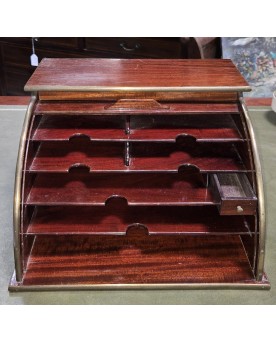 Le village de 58 brocanteurs -  Classeur porte lettres de bureau a rideau, en acajou et joncs de cuivre