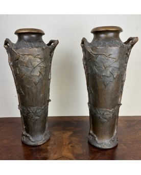 Le village de 58 brocanteurs - Grande Paire De Vases En Terre Cuite époque Art Nouveau Signés