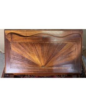 Le village de 58 brocanteurs - Bureau de pente style Louis XV en marquéterie