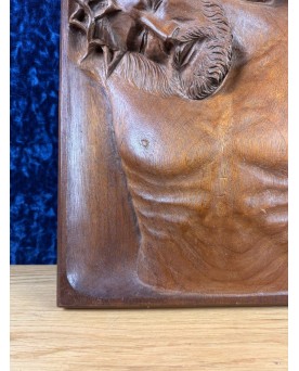 Le village de 58 brocanteurs -Sculpture En Bois Massif Représentant Le Christ à La Couronne D’épine Vers 1930