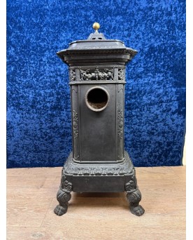 Le village de 58 brocanteurs - Poêle En Fonte Modèle Pagode De Chez Varigney En Haute Saône