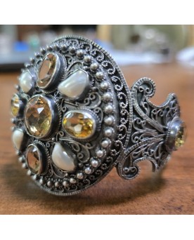 Le village de 58 brocanteurs -Bracelet bèrbére en argent et pierre