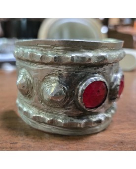 Le village de 58 brocanteurs -Bracelet bèrbére en argent et pierre