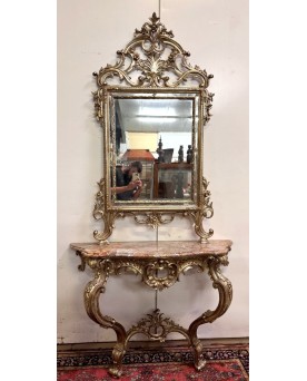Le village de 58 brocanteurs - Importante console de chateau galbée + miroir style Louis XV en bois doré et argenté