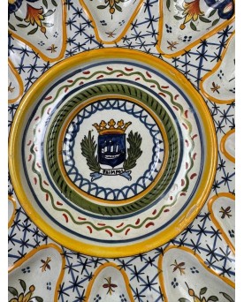 Le village de 58 brocanteurs -Desvres Par Henri Delcourt : Grand Plat A Huitres
